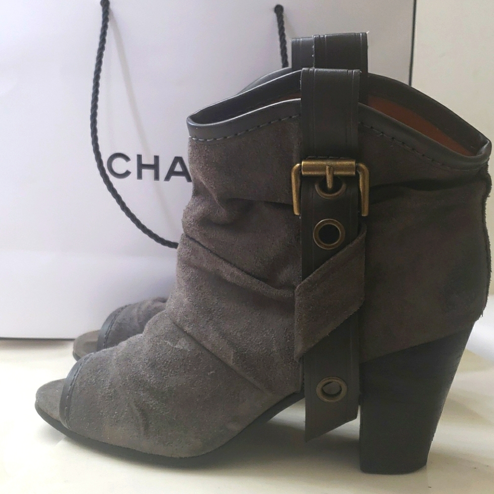 Nine West Ankle Bootie